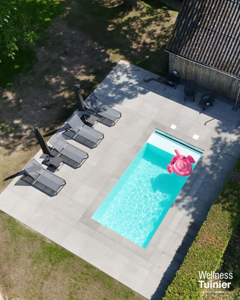 plunge pool van polyester