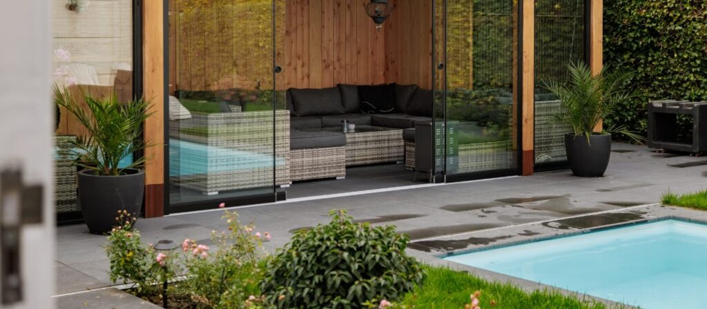 Kant en klare plunge pools voor kleine tuinen