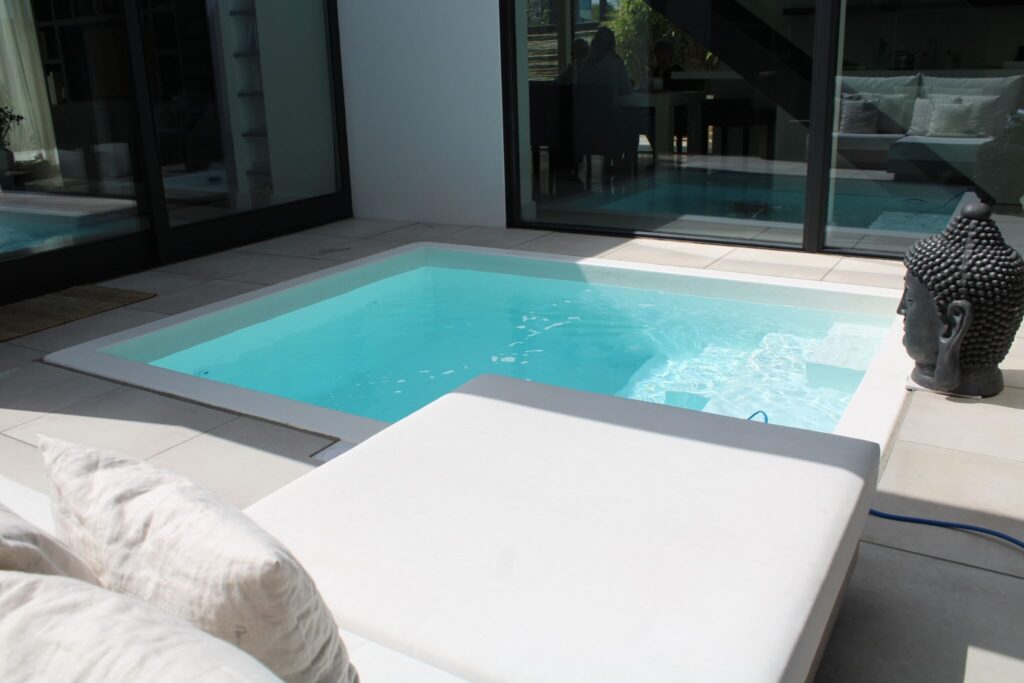 Plunge pool in Noord-Holland